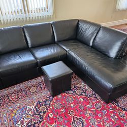 2-Piece Black Leather Sofa/chaise Lounge Combo