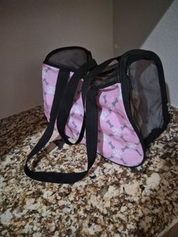 PET CARRIER
