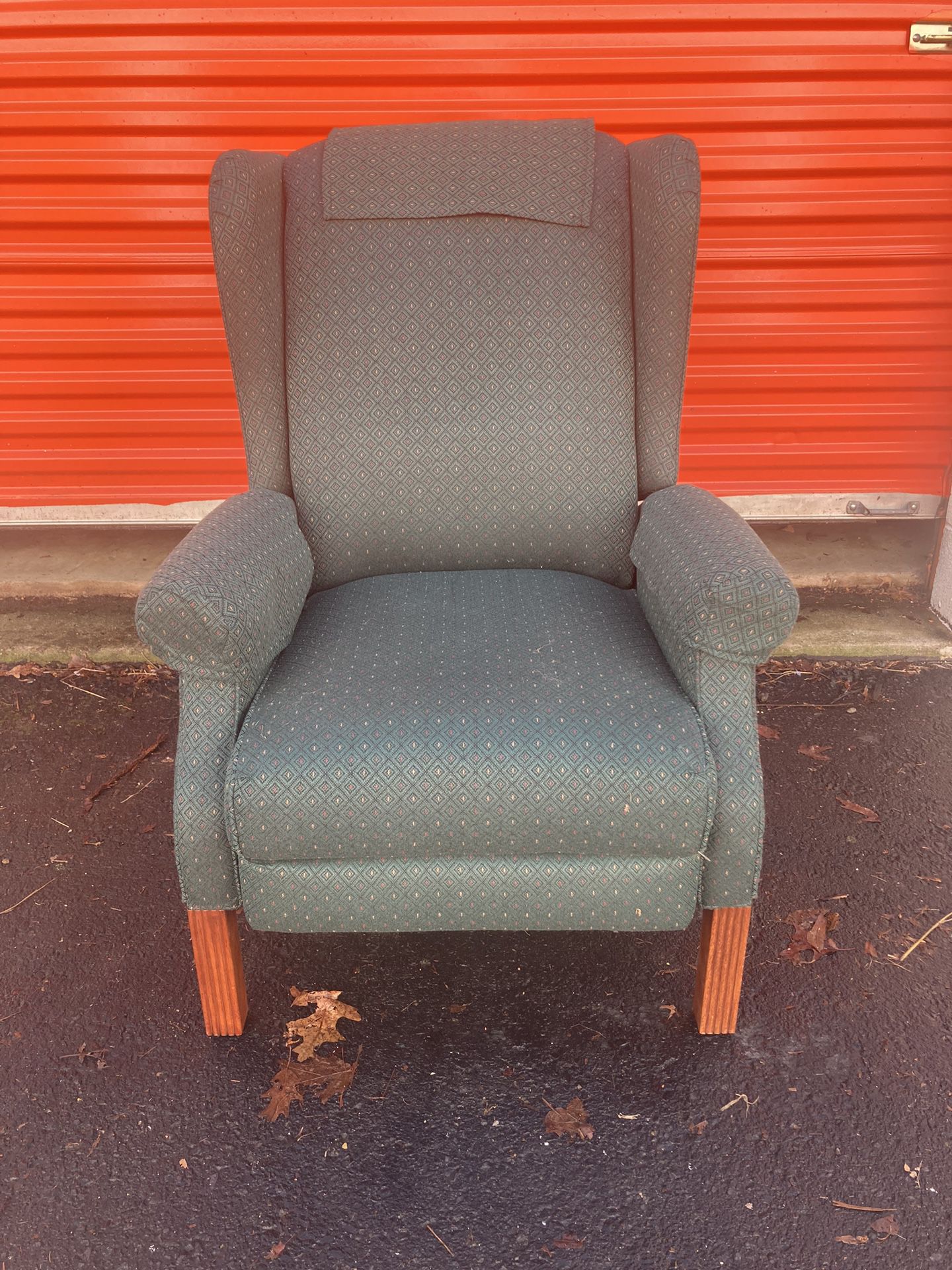 Free Delivery - La Z Boy Mahogany Vintage Patterned Arm Chair