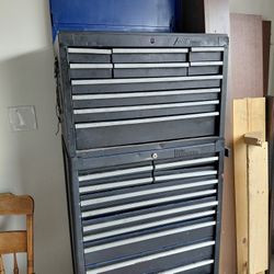 Custom Sturdy tool Box 