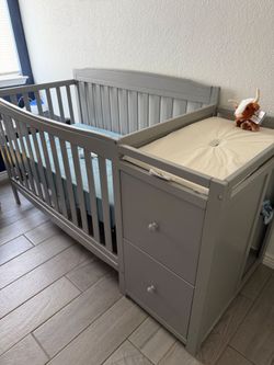 Baby crib