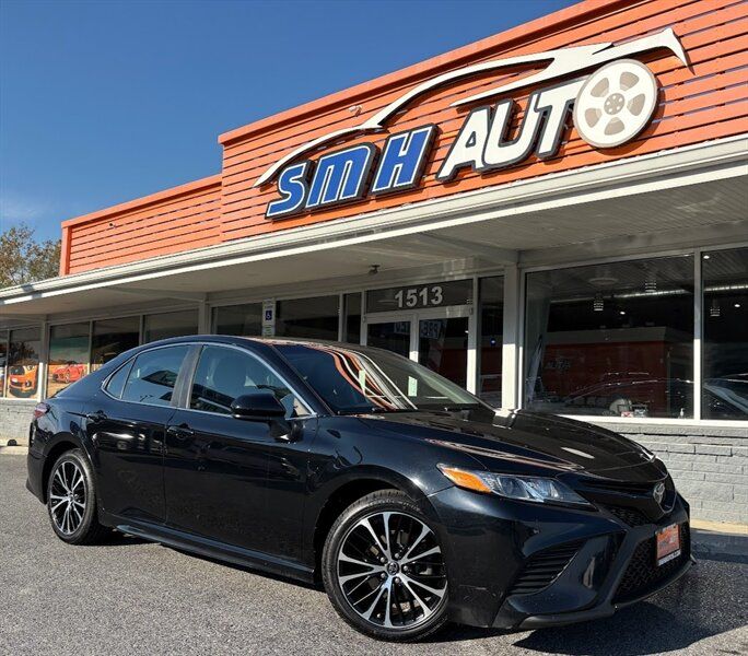 2018 Toyota Camry SE