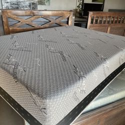 New Queen Memory Foam Mattress 12โ Inch