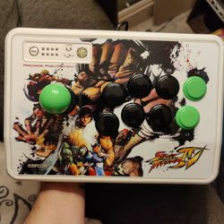Street Fighter 4 SE Arcade FightStick ( X- Box )  " Collector's Edition" ( Arcade Stick Fully Upgraded With Original Sanwa Parts ) Read Description 
