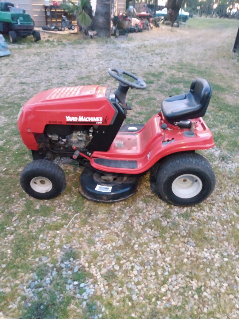 Yard Machines Gas Powered Riding Lawn Mower