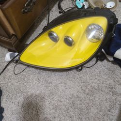 '07 Driver Side Headlight Canary Yellow 
