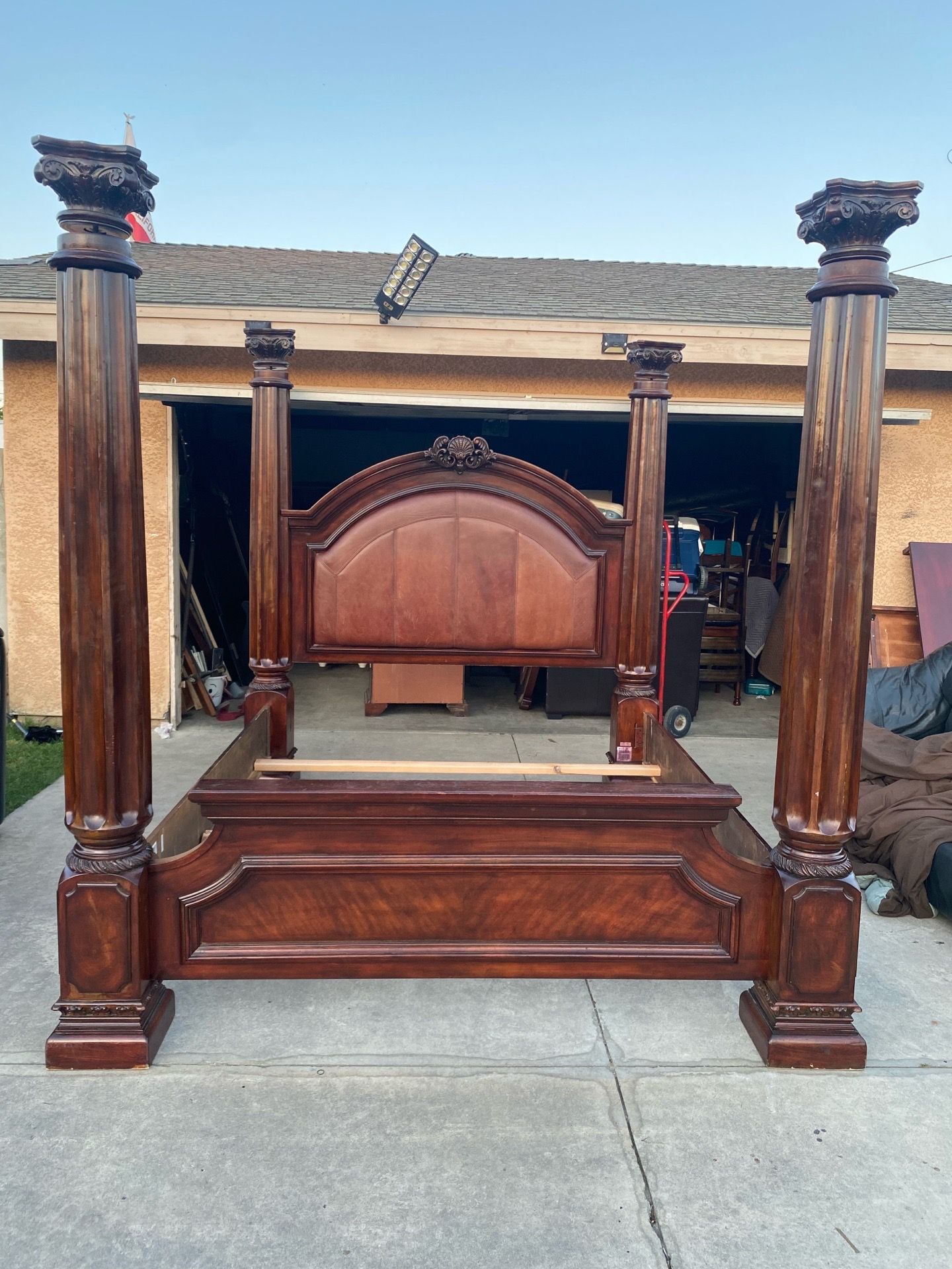Cal king bed frame Cama cal king