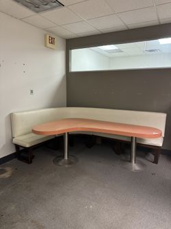 Vintage 1950’s Corner Bench And Table 