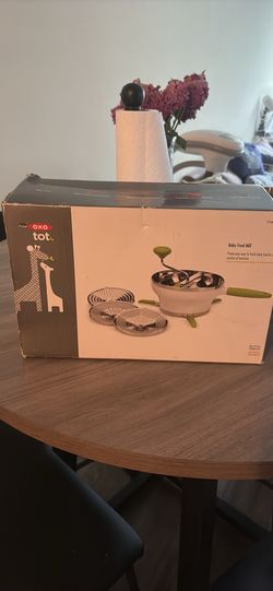 OXO Tot Stainless Steel Baby Food Mill For Purees,Silver