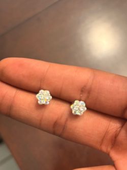 Vvs Moissanite earrings