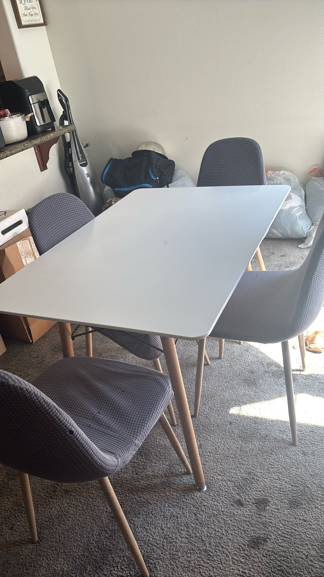 Dinning Table