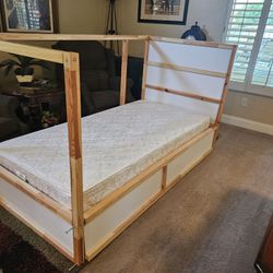 Complete Twin Size Bed 