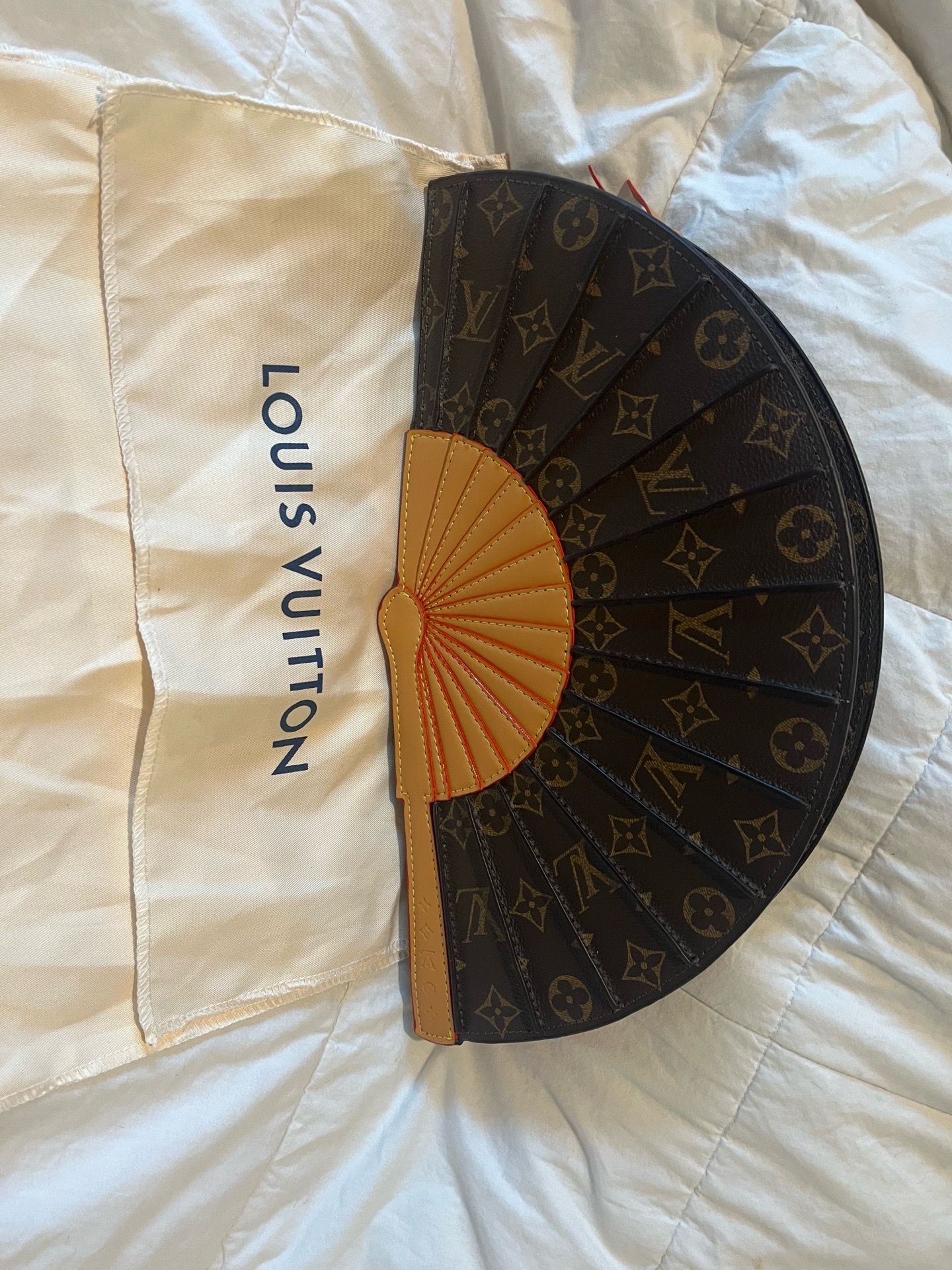 LV