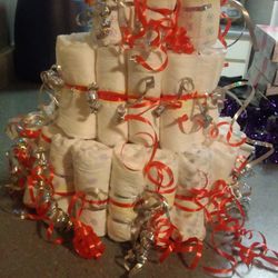 Diaper Cake Has About 70 Diapers In It Size 2