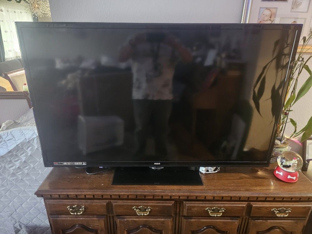 55 inch RCA television