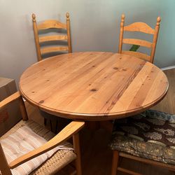 Dining Table 60 “ pottery Barn 