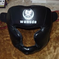 Boxing, cushion helmet.