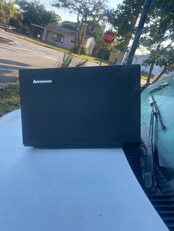 Lenovo laptop Windows  10 pro  500 gigs  hard drive
