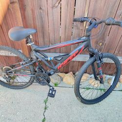 Hyper Shocker 26 Inch Mountain Bike Men Black/Red