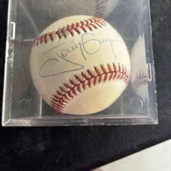 Tony Gwynn Autograph Baseball