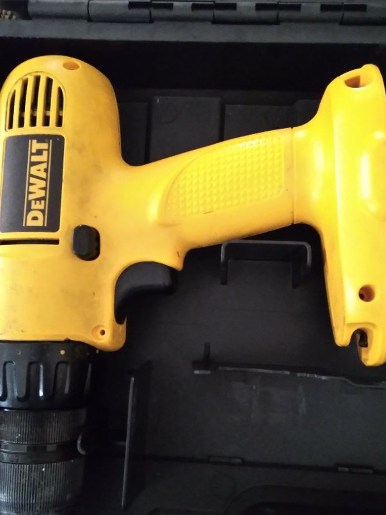 Dewalt 18 Volt Drill