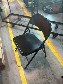 Deluxe Steel Folding Chair – Black (Used)