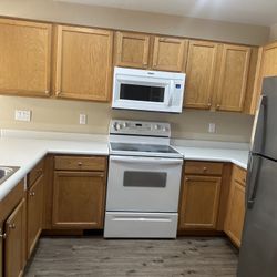 Oven, dishwasher & microwave