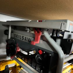 Table saw With Stand  Model SPT70WT