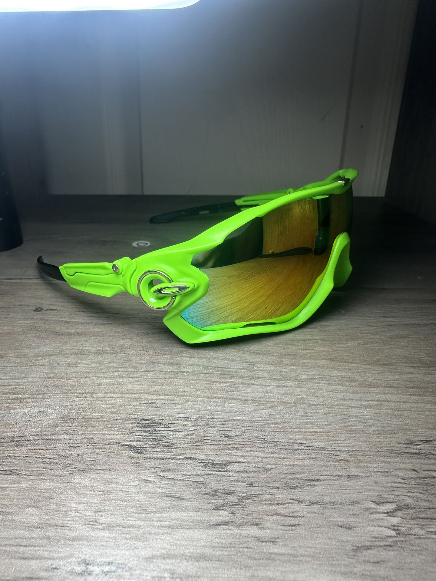 Neon Green Oak Jawbreaker Sunglasses 