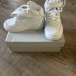Nike Air Force 1