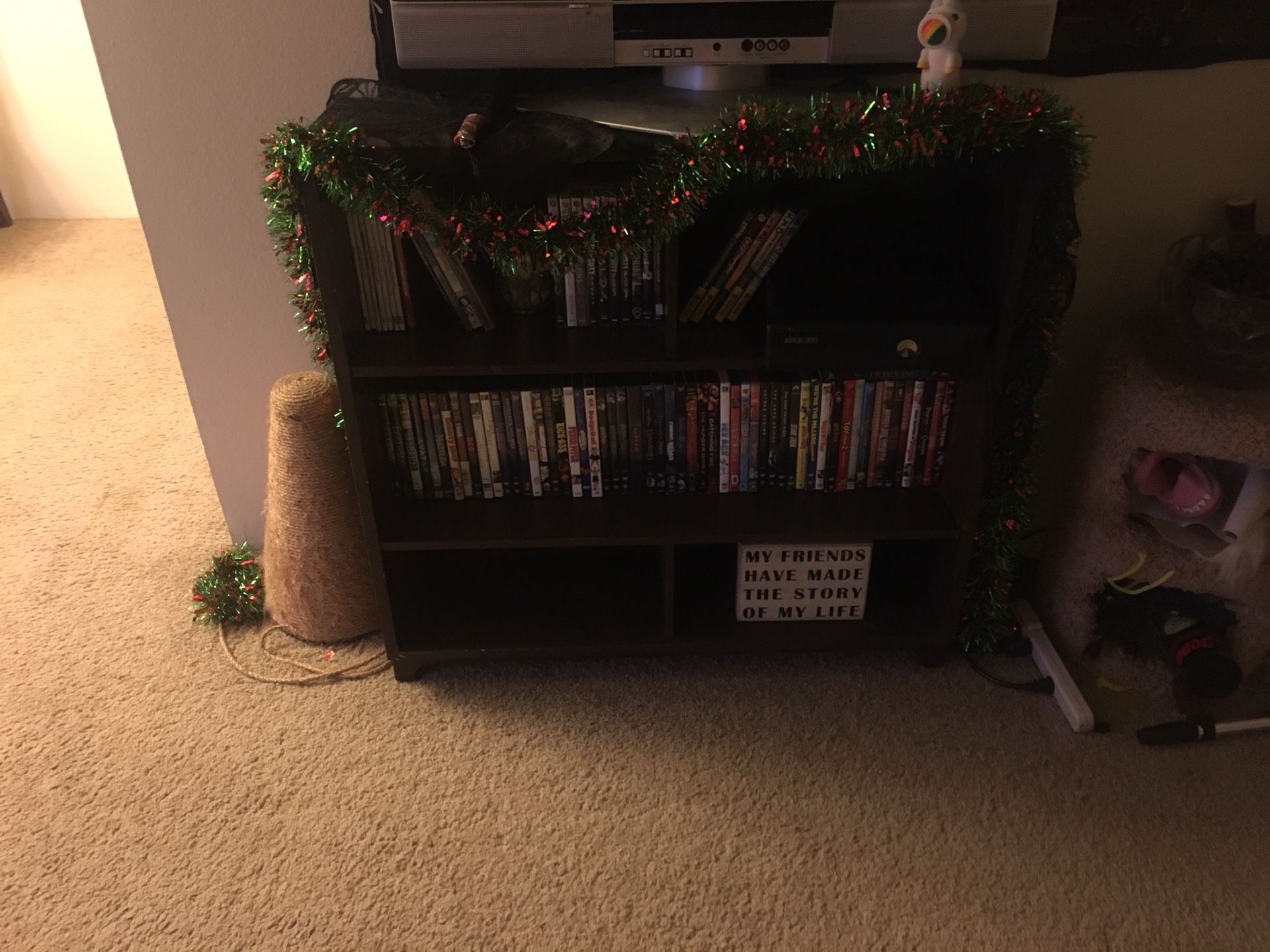 TV stand/bookshelf