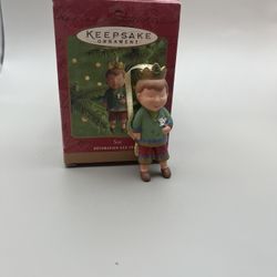 2179-ATT  Porcelain Ornament Son 2000 Prince with Crown Dangling Legs