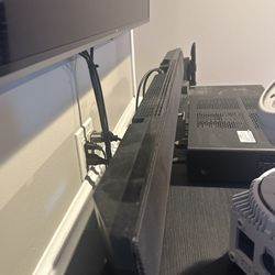 Sony Speaker With Base Bluetooth Works Beautifully