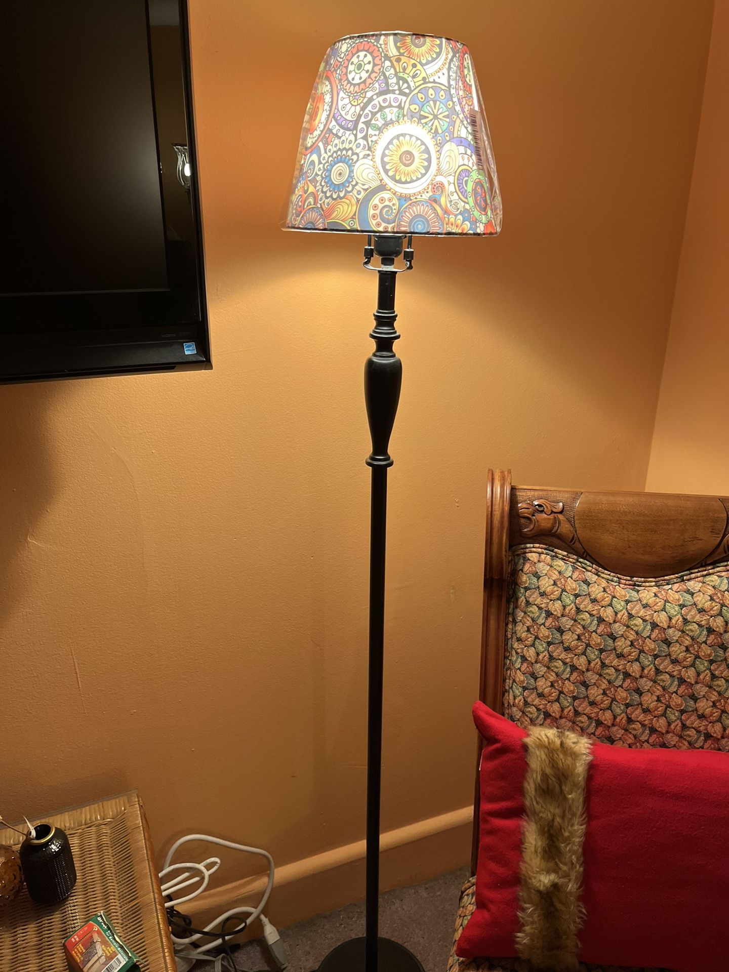 Floor Lamp with New Colorful Lamp Shade