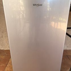 Whirlpool Mini Fridge