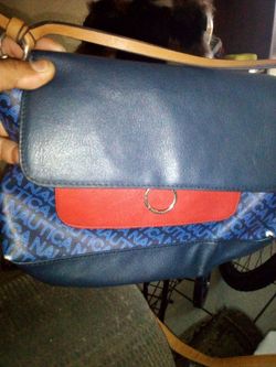 Used But In Very Good Condition I've Never Seen A Purse Like This Before Until I Went Threw My Storage Unit And Found This
