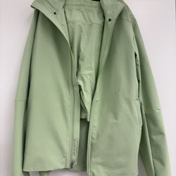 Lululemon Men’s Jacket 