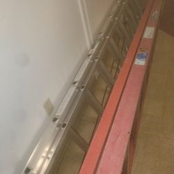 24 Ft Extension Ladder Like New. Need Gone NOW