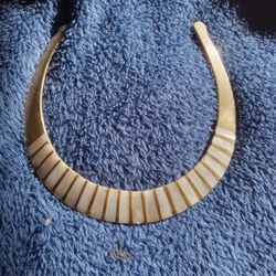 Stunning Vintage.."Brass"..Choker/Necklace 