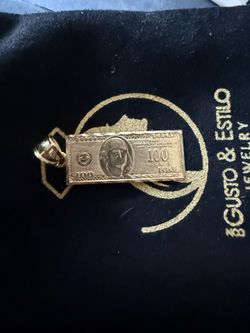 10k gold pendant