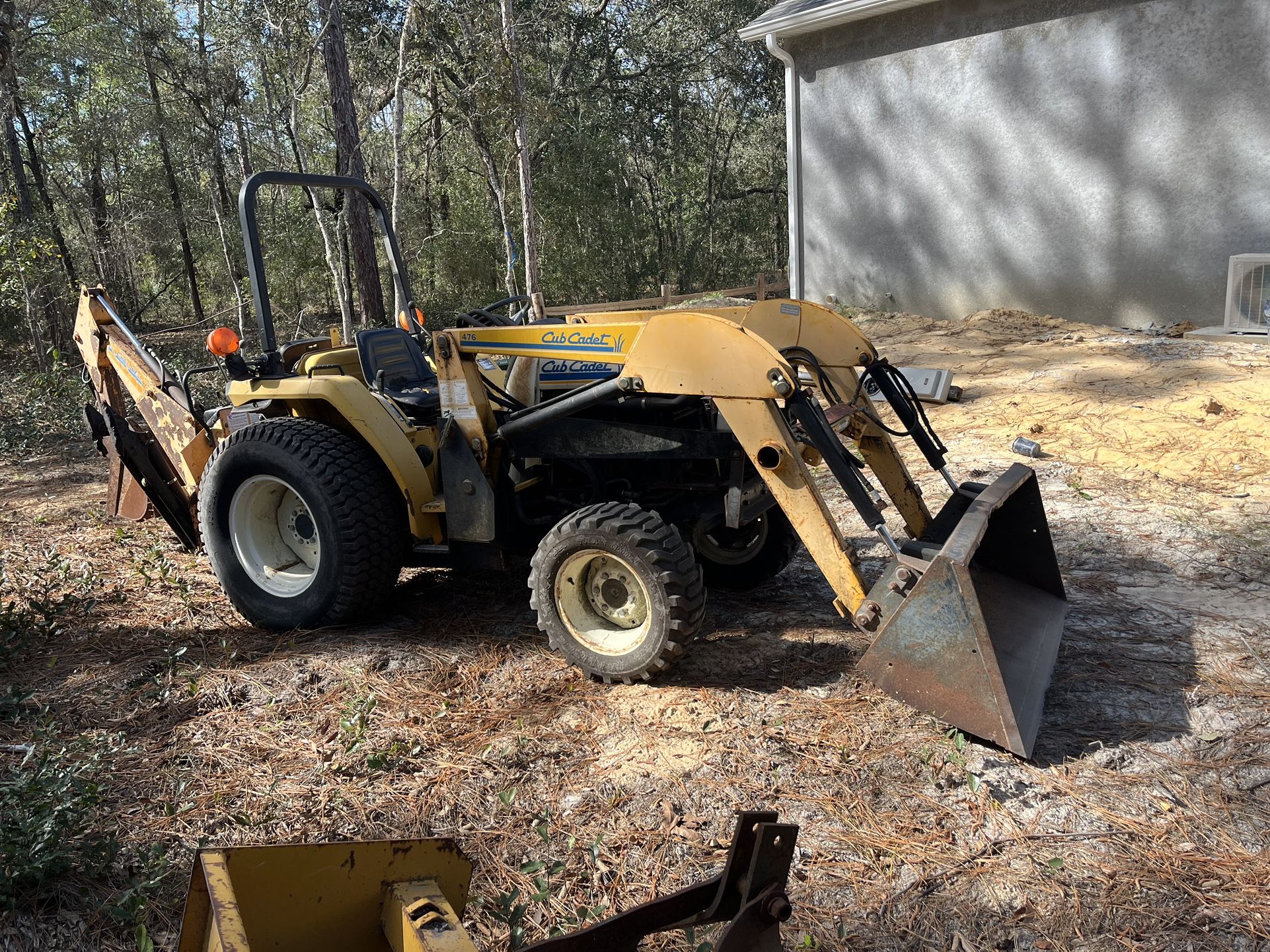 Cub Cadet 7265 4x4 Hydrosta Tractor , Loader ,backhoe for Sale in