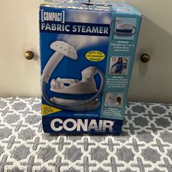 Compact fabric steamer