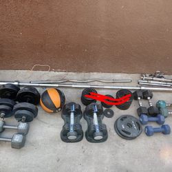 Work Out Lifting Weights 