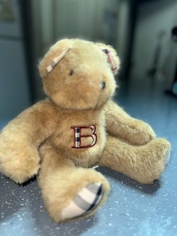 Burberry vintage bear