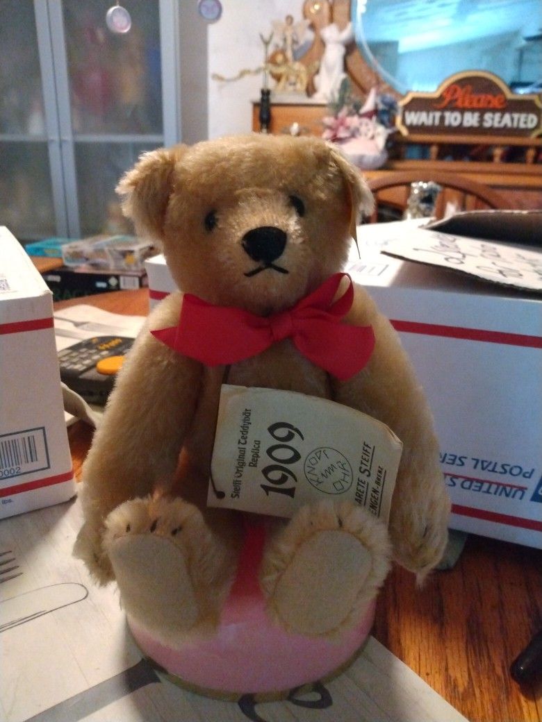 Vintage Steiff Original 1909 Teddy Bear Replica