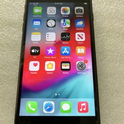 iPhone 7 Plus FactoryUnlocked any carrier 32 GB great condition