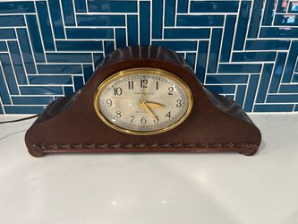 Vintage General Electric Art Deco Mantle Clock 1(contact info removed)’s