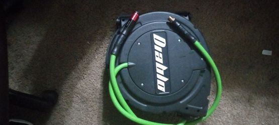 Diablo Air Hose Enclosed