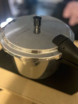 FARBERWARE 8 Quart Pressure Cooker