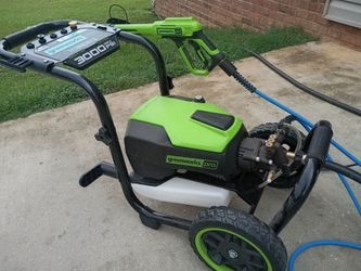 Greenworks pressure washer